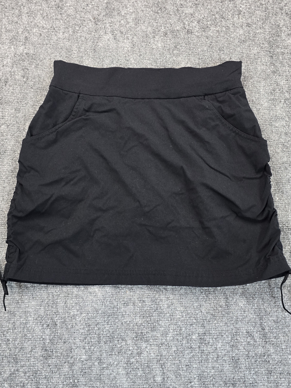 Columbia Black Athletic Skort Women's Small Side Ruched Stretch Golf Hiking